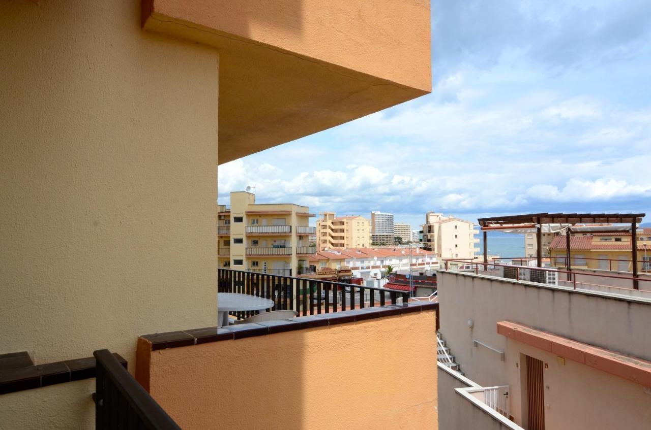 Apartmán Mar Blau L' Escala Exteriér fotografie