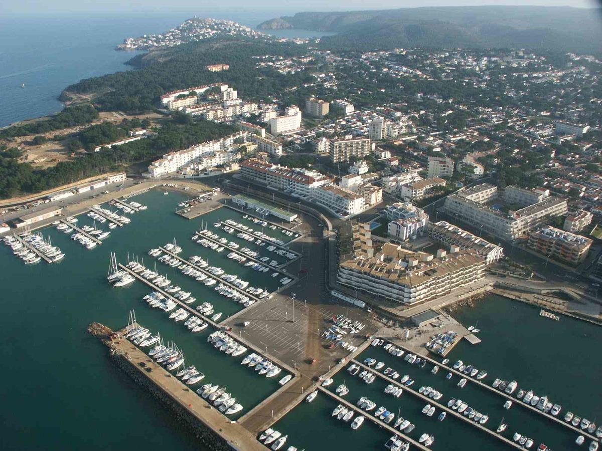 Apartmán Mar Blau L' Escala Exteriér fotografie
